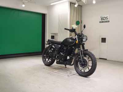 Suzuki MATTE MOTORCYCLE 250 2023