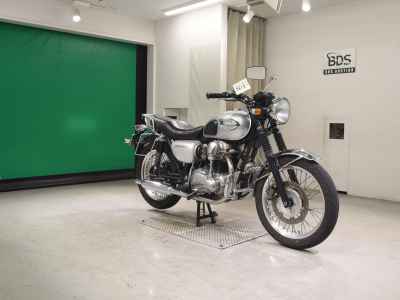 Kawasaki W650 2005