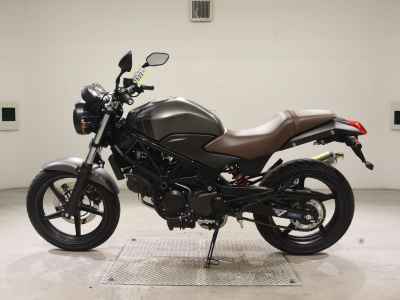 Honda VTR250 2017
