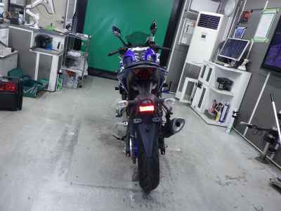 Yamaha YZF-R25 2016