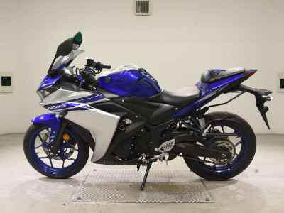 Yamaha YZF-R25 2016