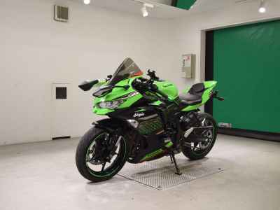 Kawasaki Ninja ZX-25R 2021