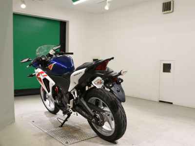 Honda CBR250R 2011