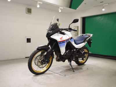 Honda Transalp 750 2023