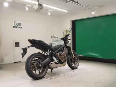 Honda CB650R 2024