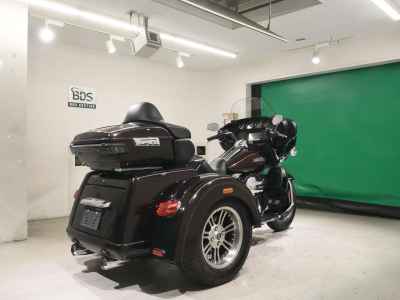 Harley-Davidson Electra Glide FLHTCU1690 Trike 2014