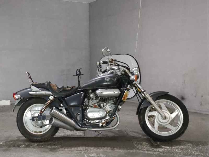 Honda Magna 250