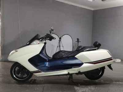 Yamaha Maxam 250