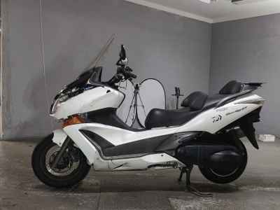Honda Silver Wing 400GT 2013