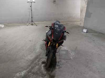 Yamaha YZF-R25 2020