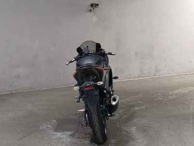 Yamaha YZF-R25 2020