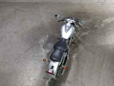 Suzuki Intruder 250LC
