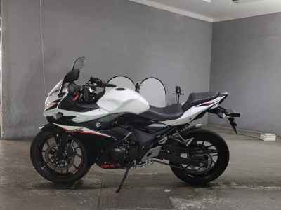 Suzuki GSX250R