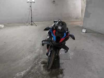 BMW M1000RR 2025