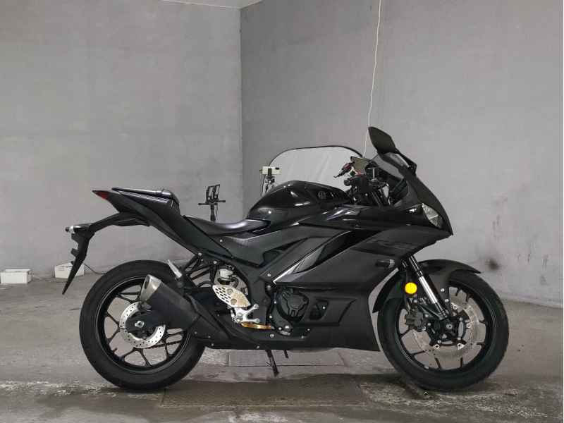 Yamaha YZF-R25 2020