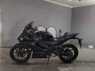Yamaha YZF-R25 2020