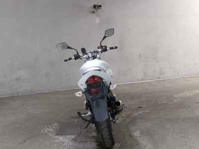 Suzuki GSR250