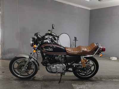 Suzuki GS400E 2023