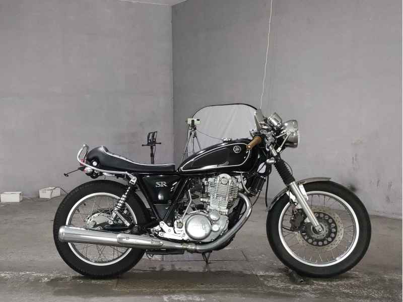Yamaha SR400 2011