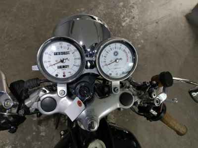 Yamaha SR400 2011