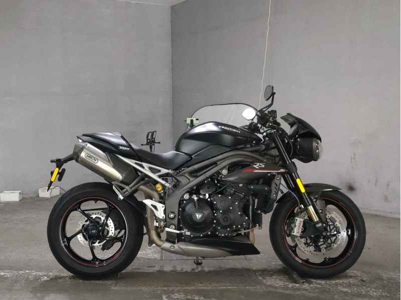 Triumph Speed Triple 1200 RS 2012