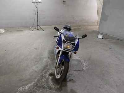 Suzuki RGV250