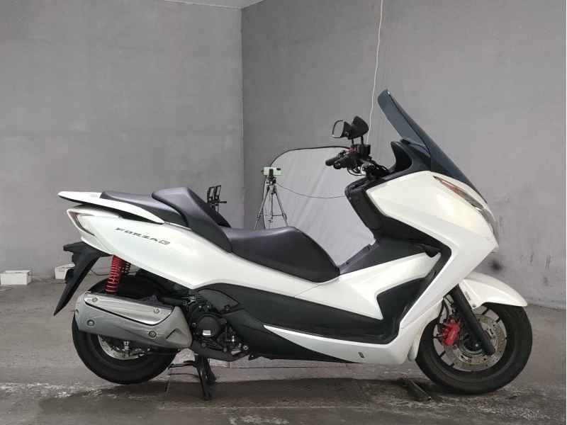Honda Forza SI 2016