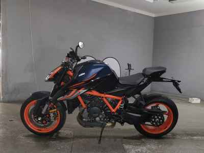 KTM 1290 Super Duke R 2022