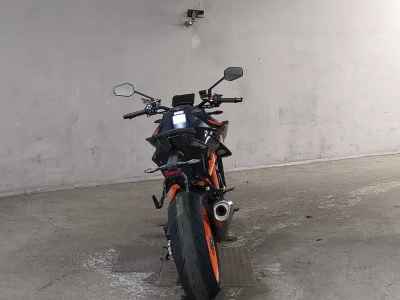 KTM 1290 Super Duke R 2022