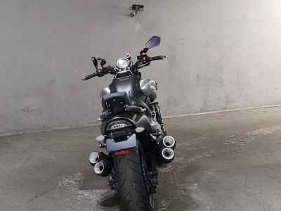Yamaha V-Max 1200 2011