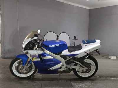 Suzuki RGV250