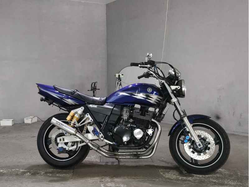 Yamaha XJR400 2007