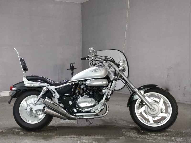 Honda Magna 250