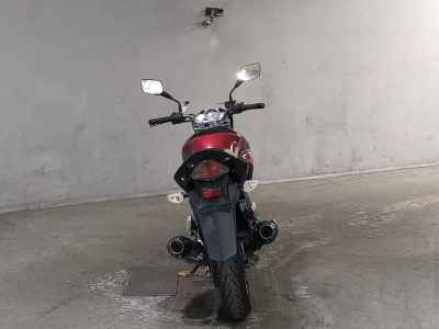 Suzuki GSR250