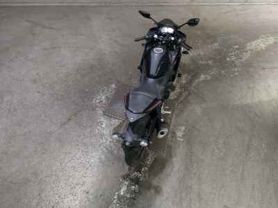 Yamaha YZF-R25 2018