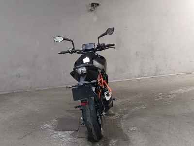 KTM 390 Duke 2023