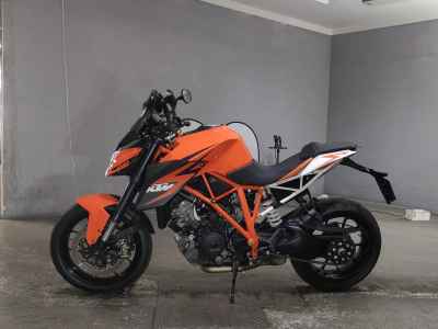 KTM 1290 Super Duke R 2015