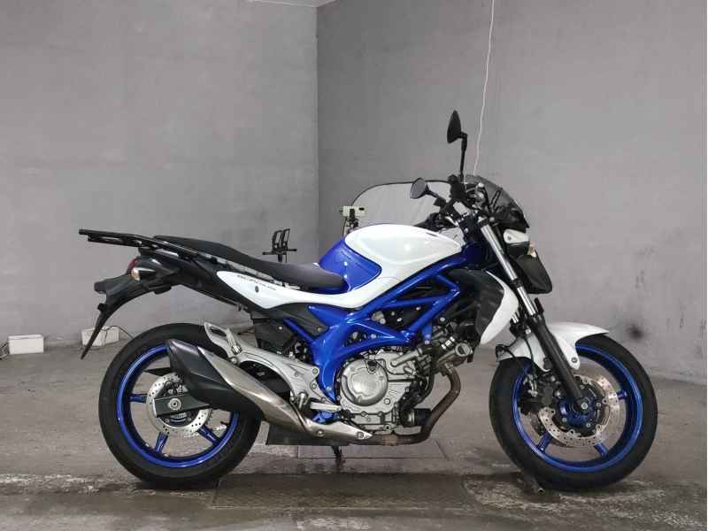 Suzuki Gladius SFV650 2013