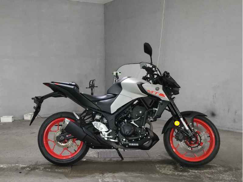Yamaha MT-25