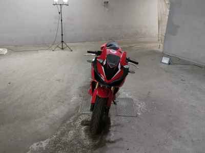 Honda CBR400R 2025