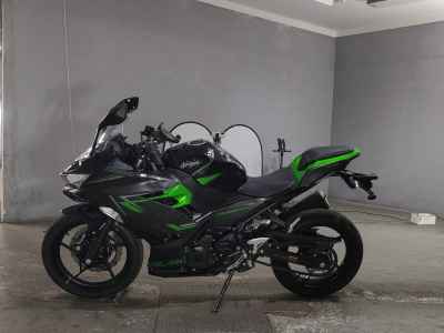 Kawasaki Ninja 400 2023