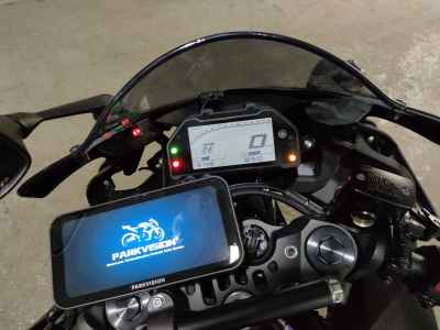 Yamaha YZF-R25 2023