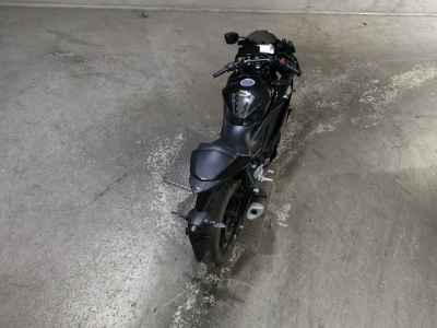 Yamaha YZF-R25 2023
