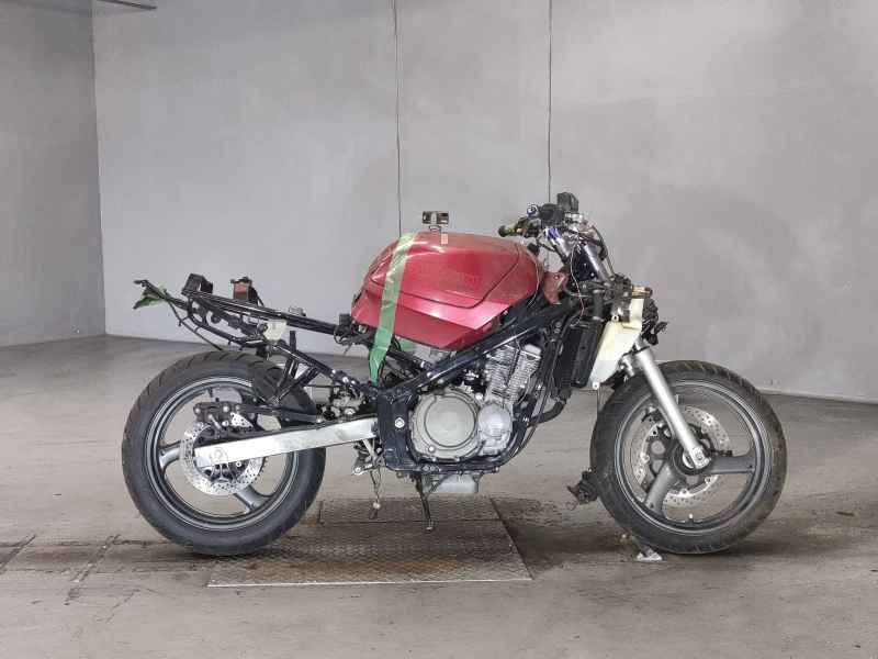 Suzuki ACROSS