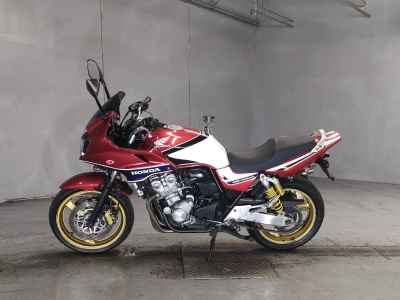 Honda CB400SFV 2009