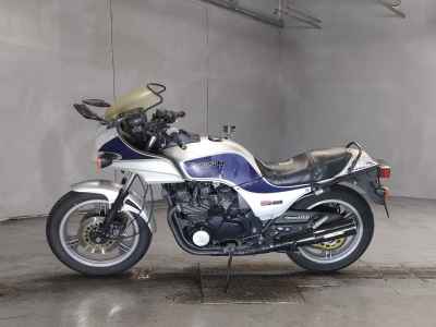 Kawasaki GPZ750