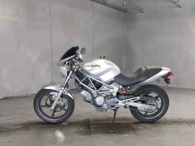 Honda VTR250