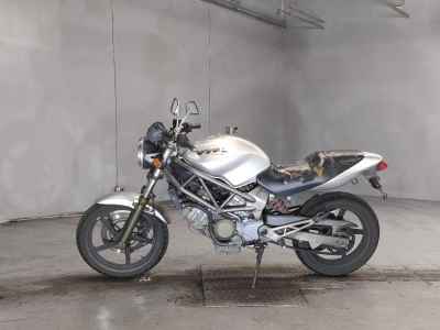 Honda VTR250