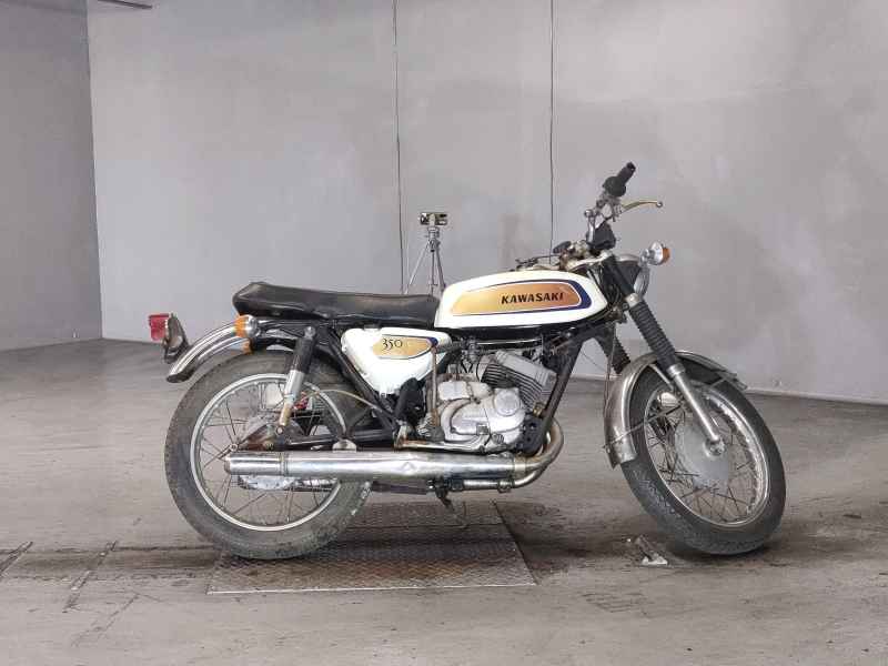 Kawasaki YB125