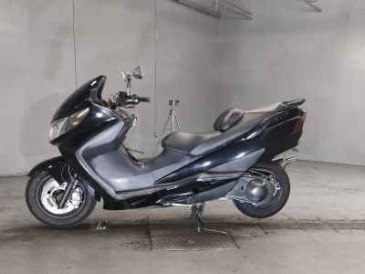 Suzuki Skywave 250S